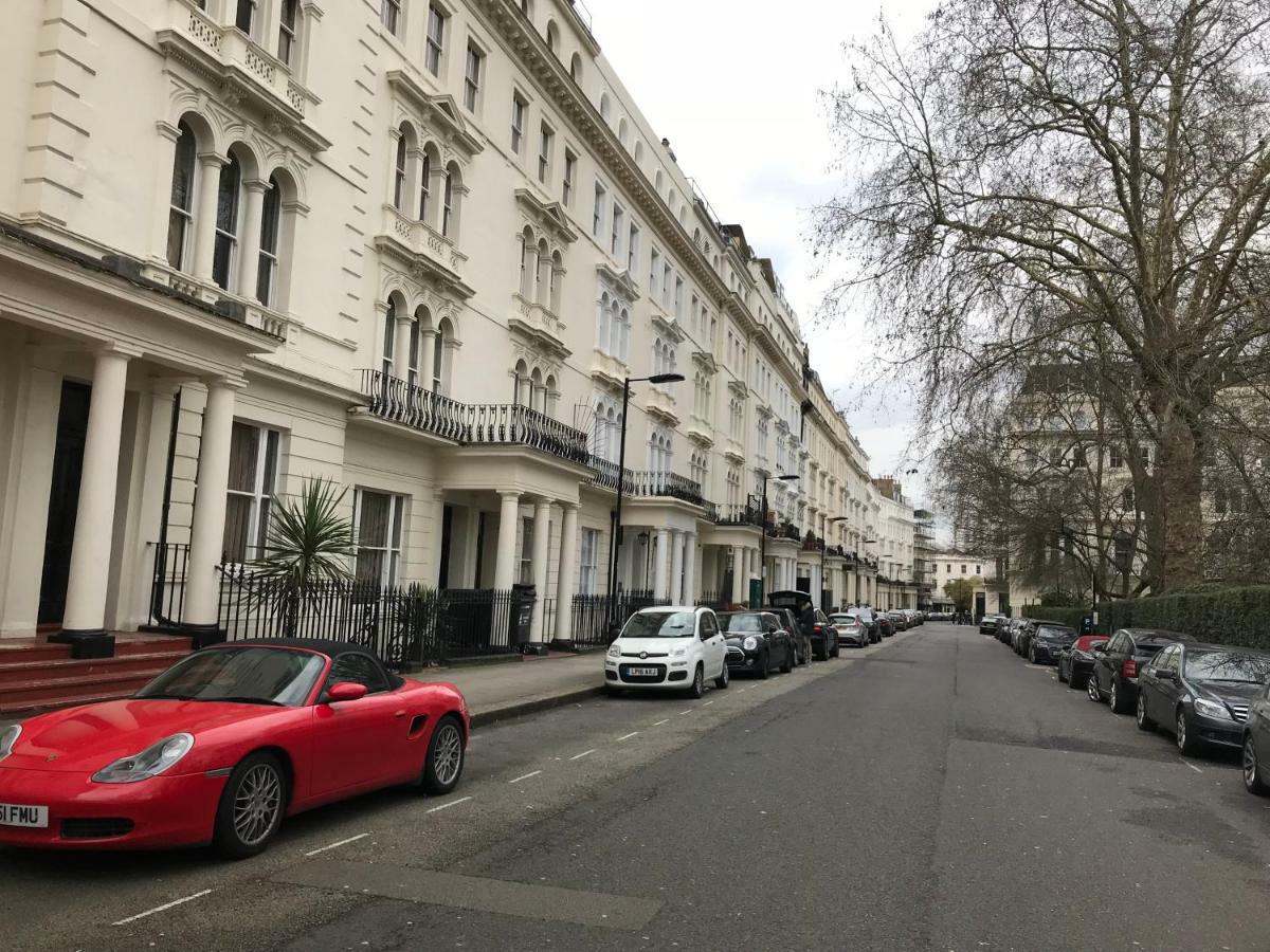 Hyde Park Studio Has Private Balcony With Tranquil Garden View London Exterior photo